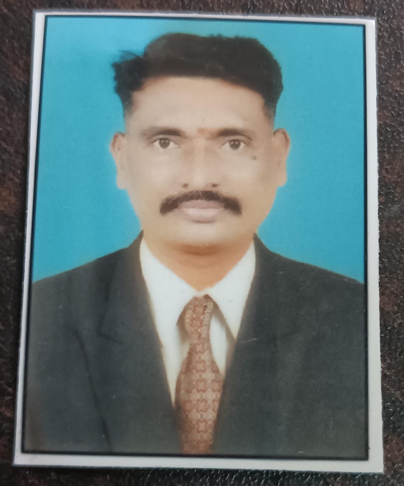 श्री.विनोद सुरेश मिंडे